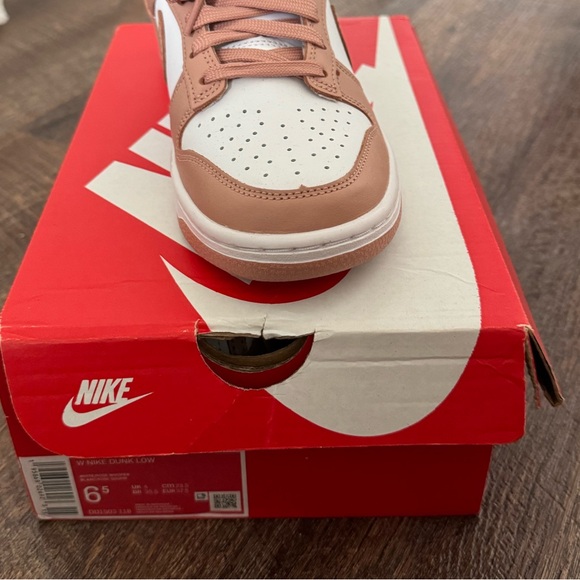 Nike Dunk Low  size 6.5 - Picture 3 of 3